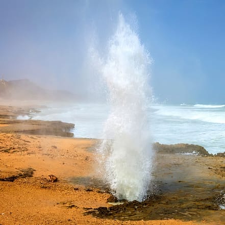 Salalah: Full-Day Beach Escapade Al Mughsail Beach & Fazayah Beach – Recently Added Experiences JUGH.com Special Offers, Deals & Discounts in Japan